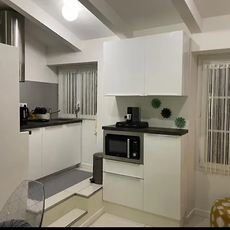 Studio Centre Proche דירה *